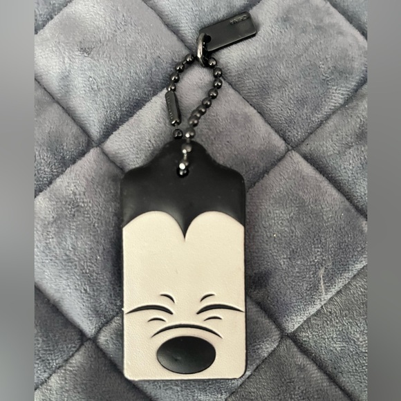 New Disney Coach Mickey Hang Tag - Picture 1 of 2